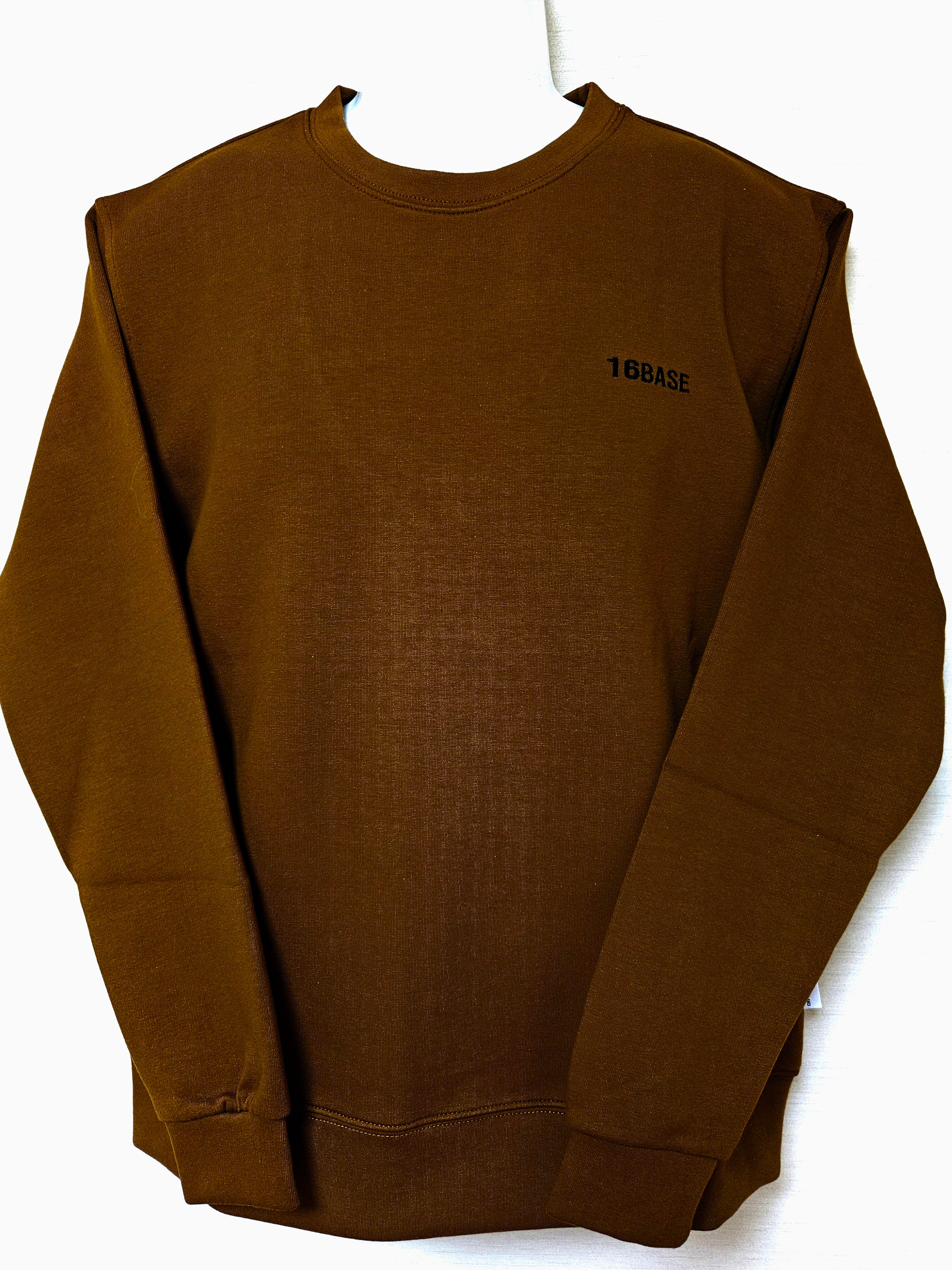 新作トレーナー – 16BASE OVERLAND